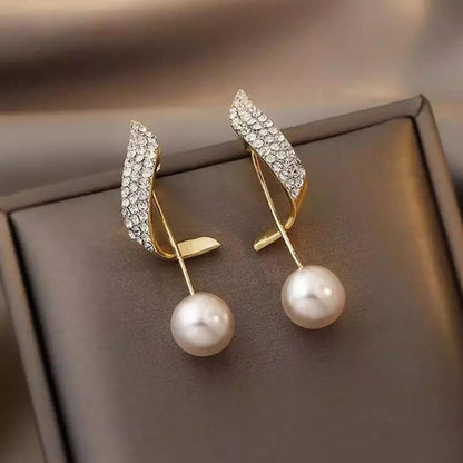 Korean Beautiful Pearl Wing Stud Earrings 2 Pcs/Set