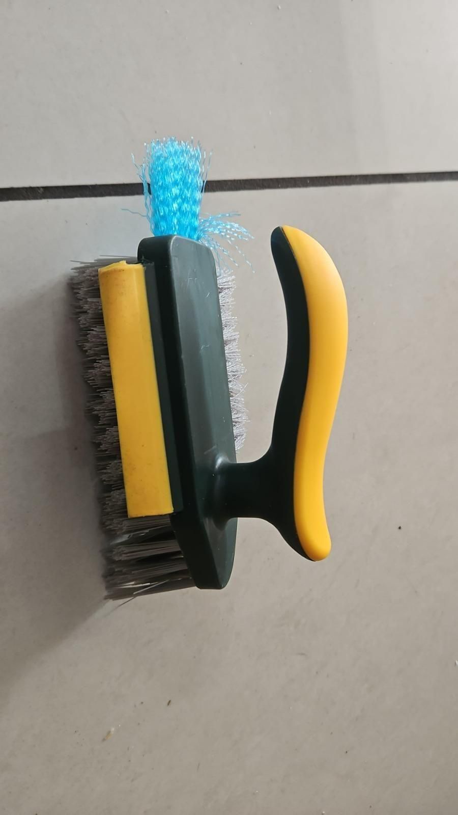 4-in-1 Deep Cleaning Brush