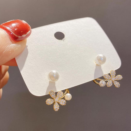 Korean pearl flower earrings new trendy light luxury stud earrings